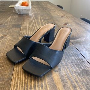 Urban Outfitters Black Sandal